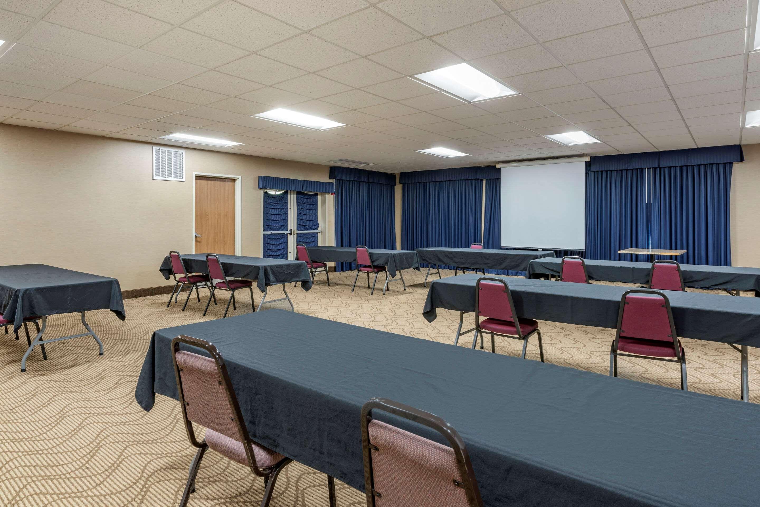 Comfort Suites Salem Dış mekan fotoğraf